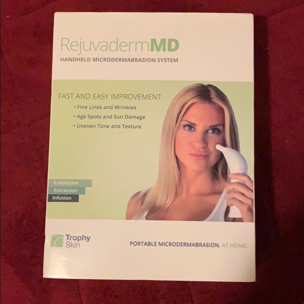RejuvadermMD handheld microdermabrasion system
